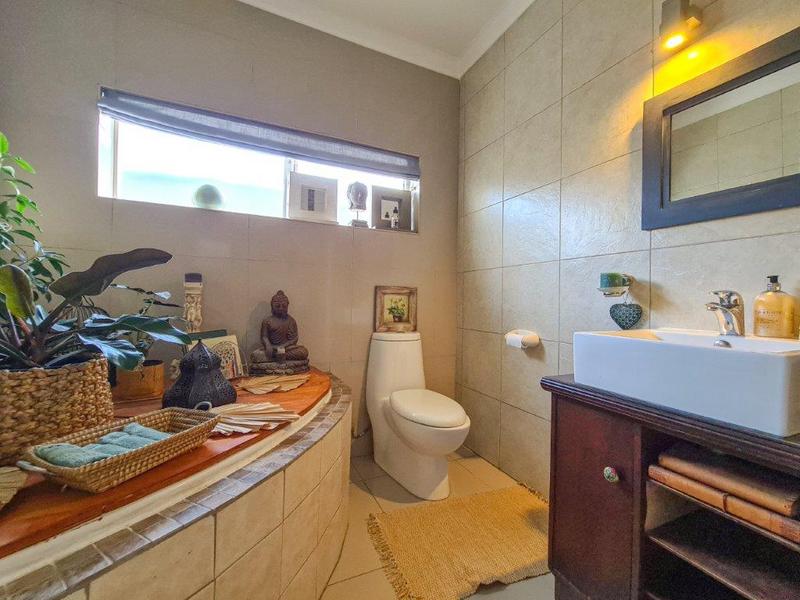 5 Bedroom Property for Sale in Hout Bay Western Cape